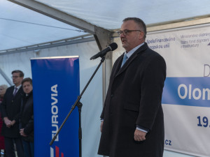 FOTO: Nové dálnice D1 a D55 po slavnostním otevření slouží řidičům