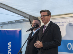 FOTO: Nové dálnice D1 a D55 po slavnostním otevření slouží řidičům