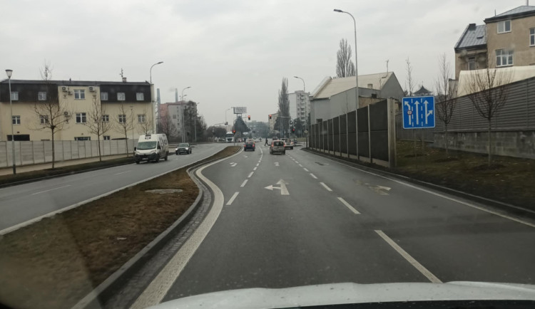 FOTOGALERIE: Tranzitní doprava z ulic Přerova po otevření dálnice D1 zmizela