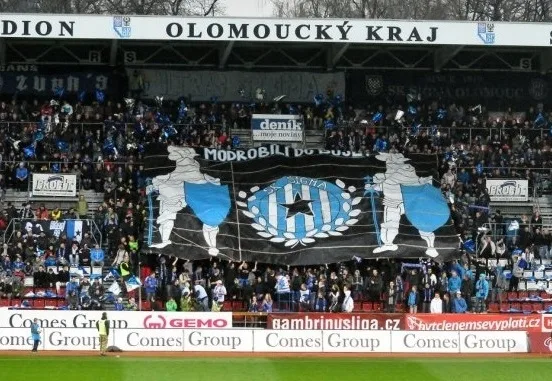Na utkání s Plzní přišlo přes 5800 diváků. Foto: www.sigmafotbal.cz