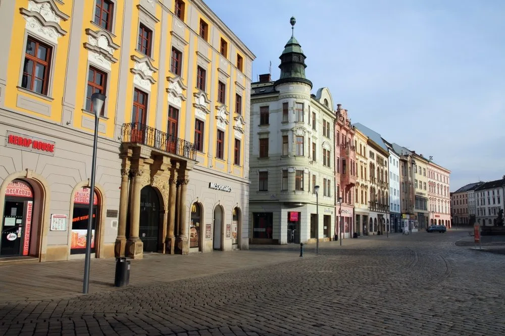 Které lapmy budou nakonec osvětlovat Horní náměstí? Zdroj: MMOl