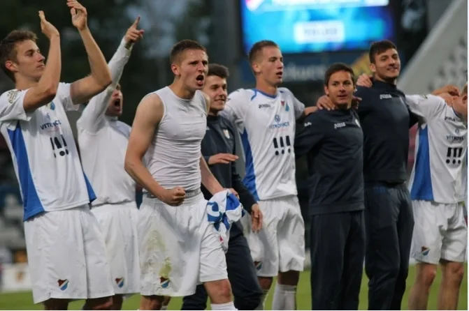 fcb.cz