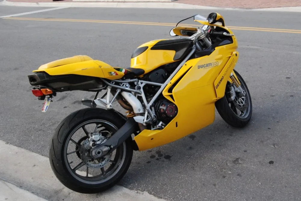 Ducati 999, ilustrační foto