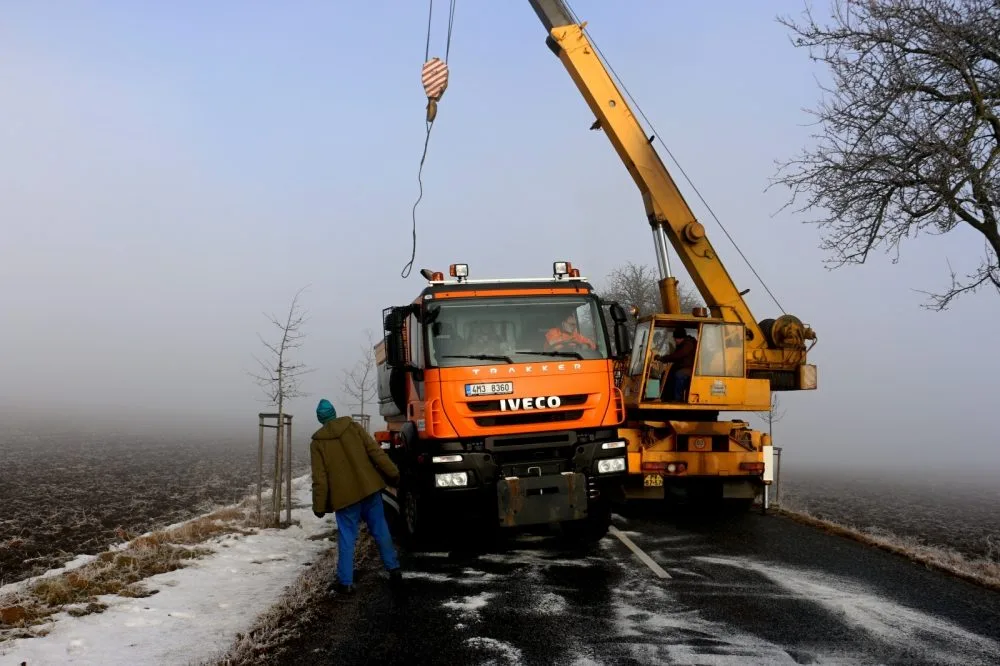 15-13-2-2015-Tragicka-dopravni-nehoda-Vysovice_vice-vozidel-(22)