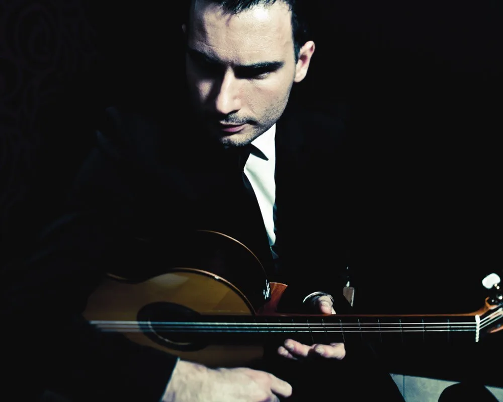 Carlos Piñana