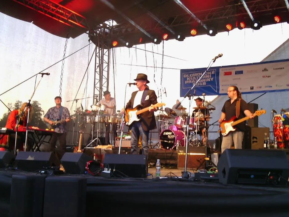 REPORT: The Magic of Santana kouzlili na Korunní pevnůstce