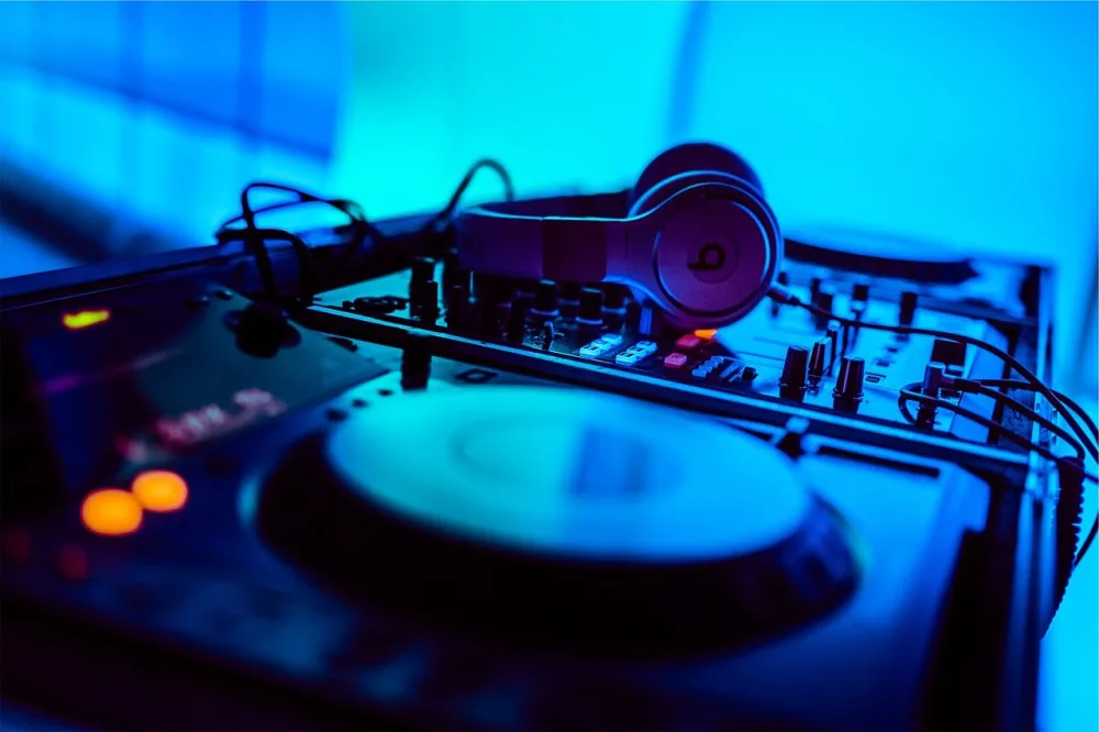 Tip Olomoucké Drbny na páteční večer: Buddy's House Session