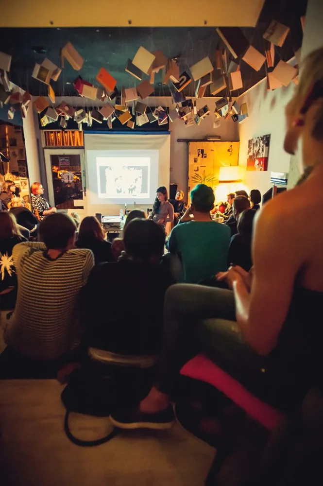 Olomoucká přednáška Queer Beer se tentokrát zaměří na televizní seriály