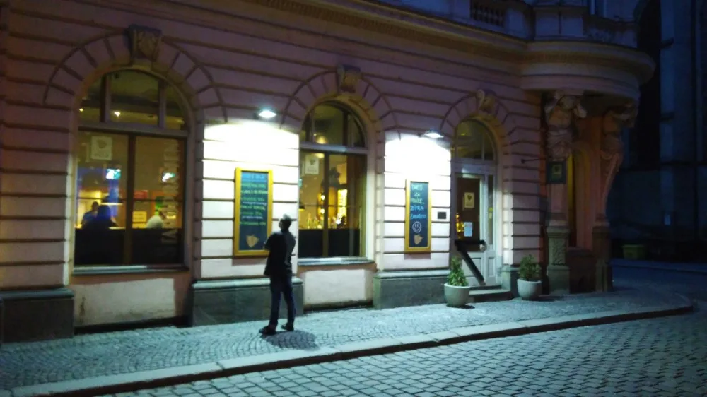 Mizí další stálice v centru města, olomoucká Potrefená Husa dnes otevřela naposledy