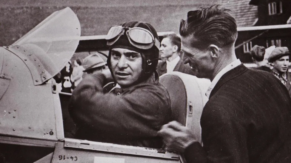 Před 105 lety se narodil legendární letec František Peřina