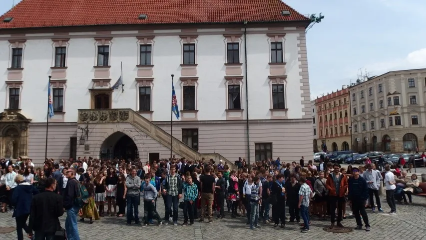 FOTO: Hasiči si dnes dopoledne nacvičovali v Moravském divadle evakuaci zaplněného hlediště