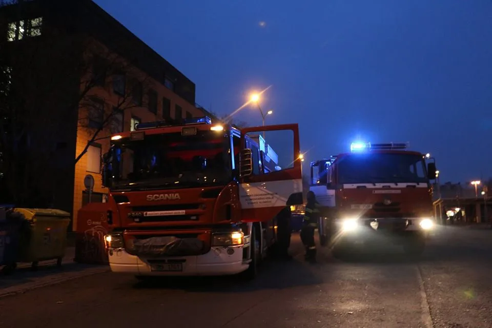 V souvislosti s bouřkou vyjížděli hasiči k deseti událostem