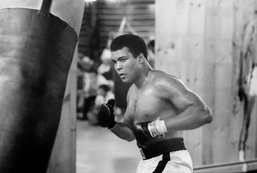 KOMENTÁŘ: V Muhammadu Alim odešel největší boxer historie, ale i kontroverzní osobnost