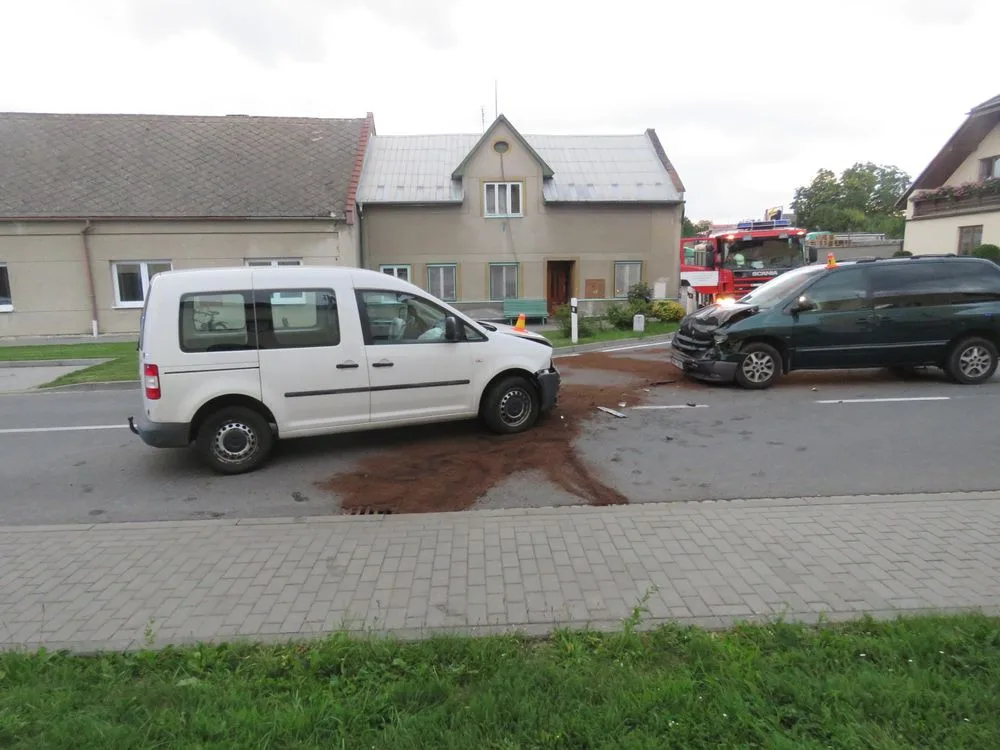 Dopravní nehoda v obci Hradčany