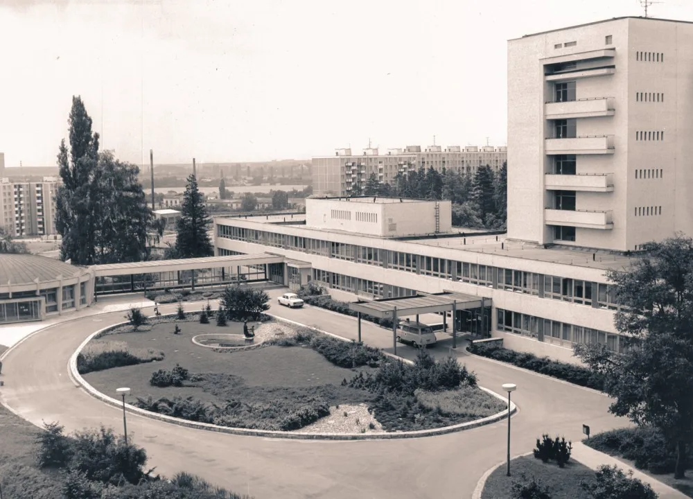 Fakultní nemocnice oslaví 120 let fungování ve velkém stylu. Přijďte dnes na Horní náměstí