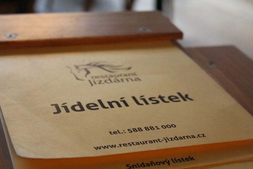 Nabídka práce v Restaurantu Jízdárna