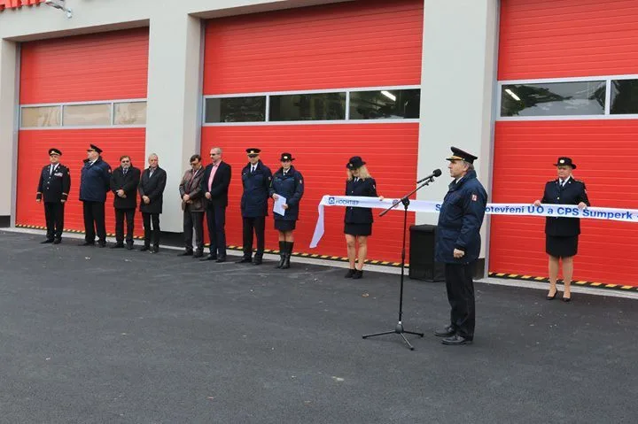 V Šumperku otevřeli zbrusu novou požární stanici, veřejnost si ji může prohlédnout v listopadu