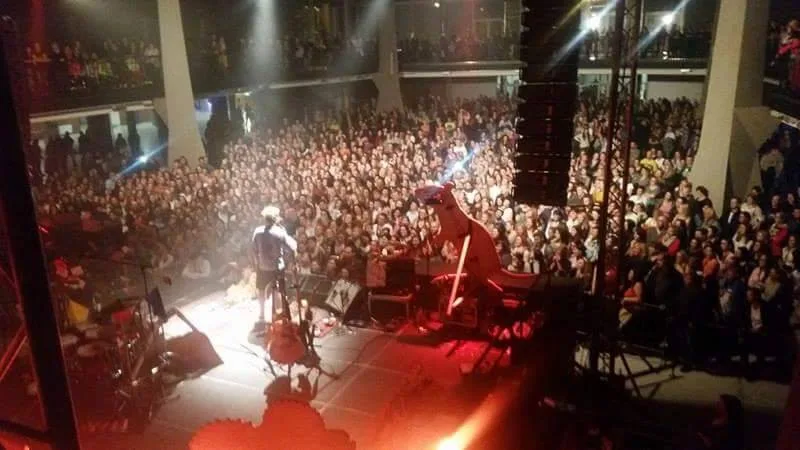 REPORT: Klus přivezl do Olomouce dvě a půl hodiny lásky a pozitivní energie