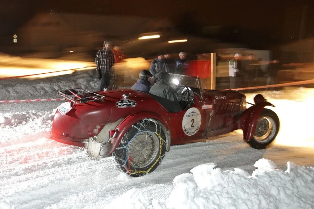 The Winter Trial 2013 ve Svatém Janu nad Malší. Na snímku Alvis Speed 25
