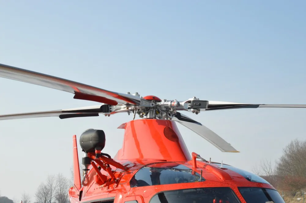 FOTO/VIDEO: Záchranáři mají náhradní helikoptéru, dnes ji představili novinářům