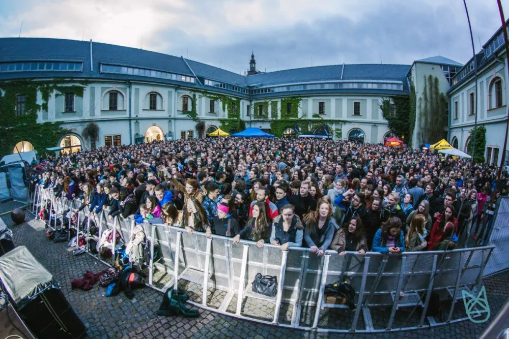 Olomoucký majáles nabídne Lenku Dusilovou, Evu Kantůrkovou i Lukáše Hejlíka