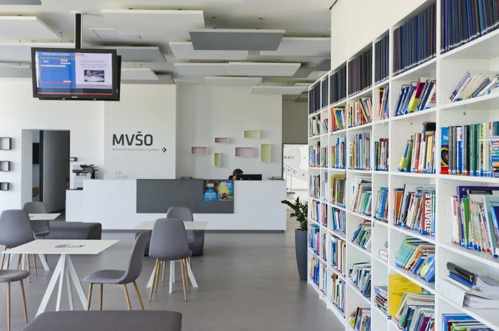 V BEA campusu otevřeli nový prostor InfoHUB pro rozvoj studentů a mladých lidí