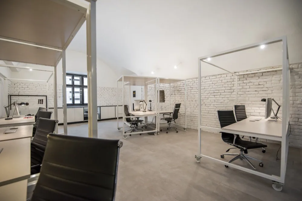 FOTO: V Olomouci slavnostně otevřelo coworkingové centrum Vault 42, nakoukněte dovnitř