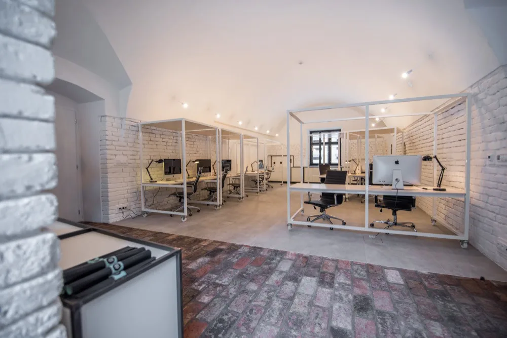 FOTO: V Olomouci slavnostně otevřelo coworkingové centrum Vault 42, nakoukněte dovnitř