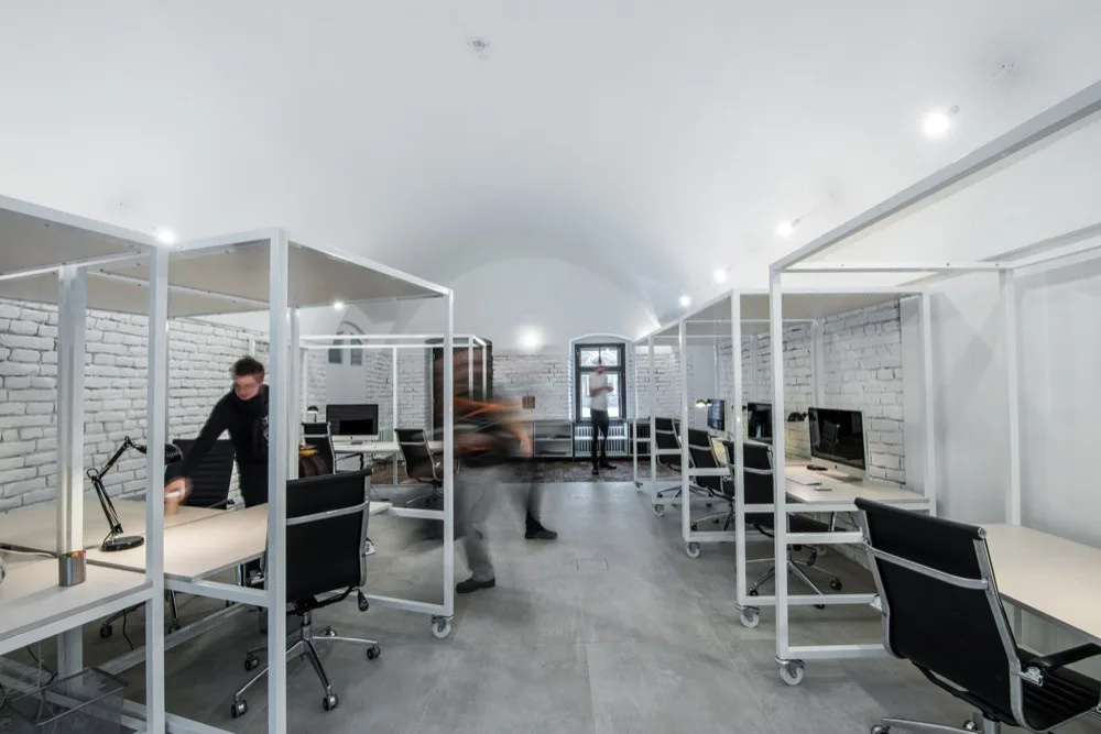 FOTO: V Olomouci slavnostně otevřelo coworkingové centrum Vault 42, nakoukněte dovnitř