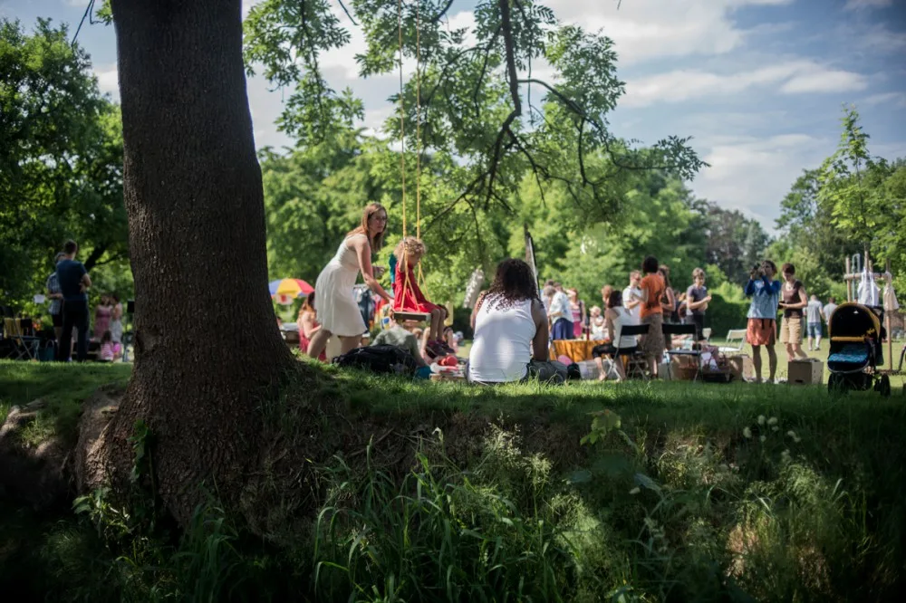 V parku ve Velké Bystřici se v sobotu koná celodenní kulturní akce PIQUE-NIQUE
