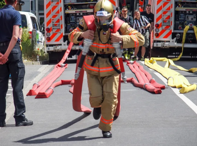 Olomoucký hasič Michal Přecechtěl vybojoval druhé místo v mezinárodní soutěži Toughest Firefighter Alive