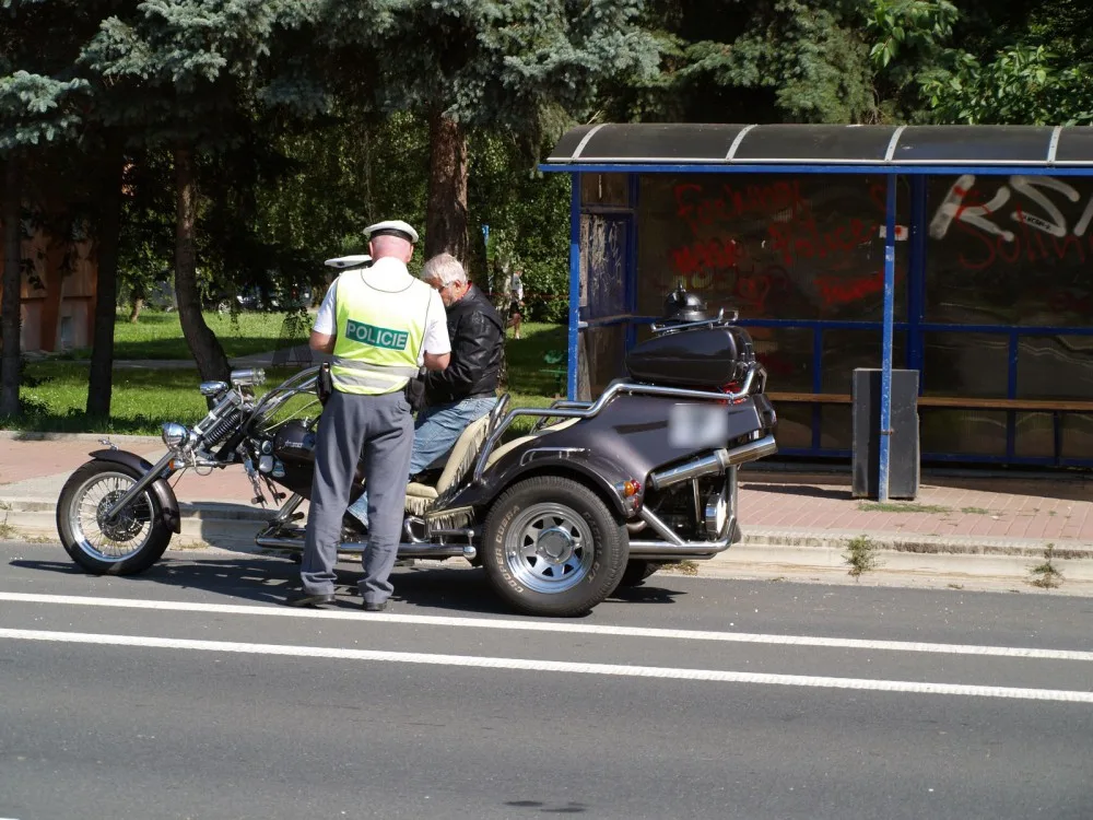 Policisté se zaměřili na motorkáře. Kontrolou prošli bez újmy téměř všichni, až na jednoho