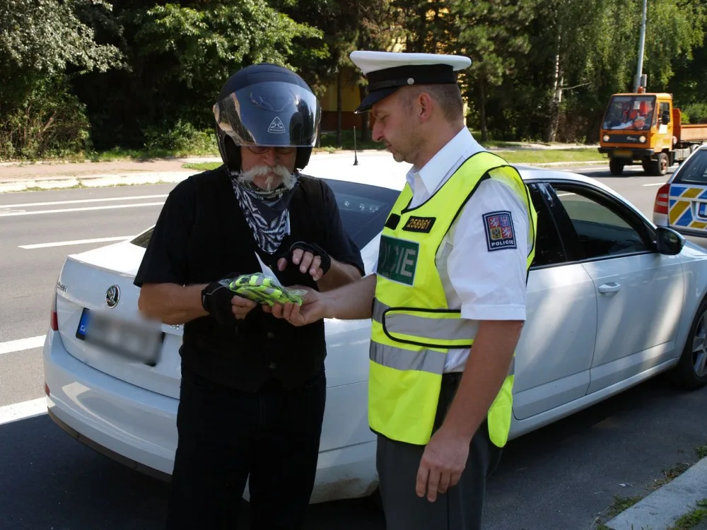 Policisté se zaměřili na motorkáře. Kontrolou prošli bez újmy téměř všichni, až na jednoho