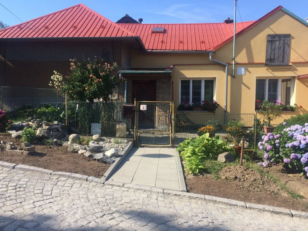 FOTO: Liškovská ulice v Lošově je kompletně zrekonstruovaná