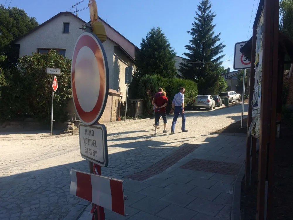 FOTO: Liškovská ulice v Lošově je kompletně zrekonstruovaná