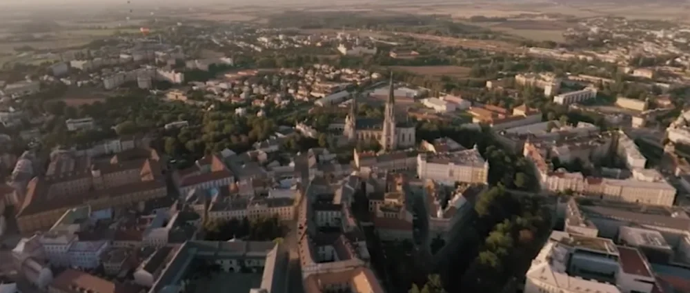 VIDEO: Podívejte se na impozantní let balónem nad Olomoucí v 360° videu