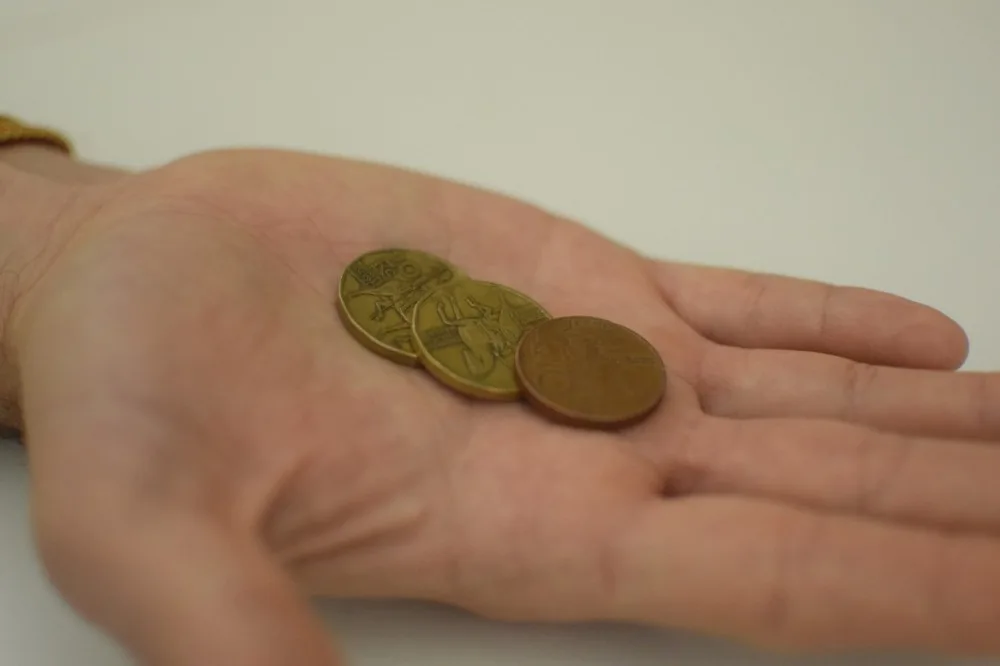 Muž chtěl po kolemjdoucím padesát korun pod výhružkou napadení. Nyní mu hrozí až 4 roky vězení