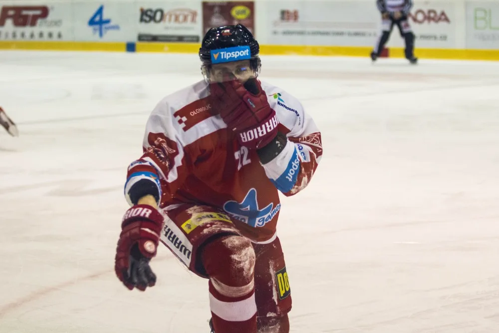 FOTOGALERIE: Mora doma podlehla Plzni 2:4, na šití do šaten musel Kuba Galvas a Honza Jaroměřský