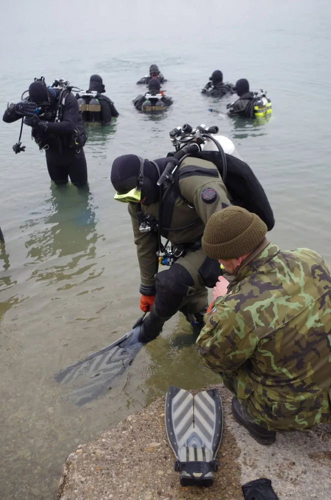 Ice Diver prověřil schopnosti potápěčů. Byla mezi nimi i potápěčka z olomouckého 153. ženijního praporu