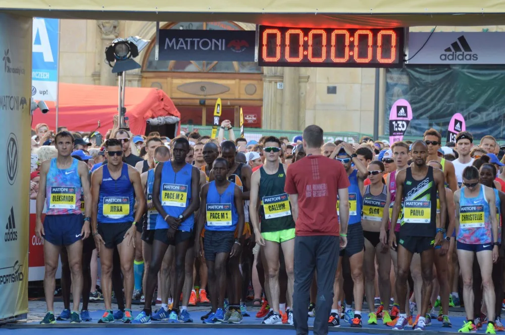 Olomoucký půlmaraton se letos poběží 23. června. Závodníci budou moci využít novou oficiální aplikaci