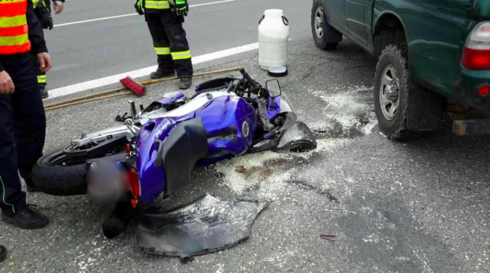 Jen v sobotu hasiči zasahovali na Olomoucku u dvou těžkých nehod motorkářů