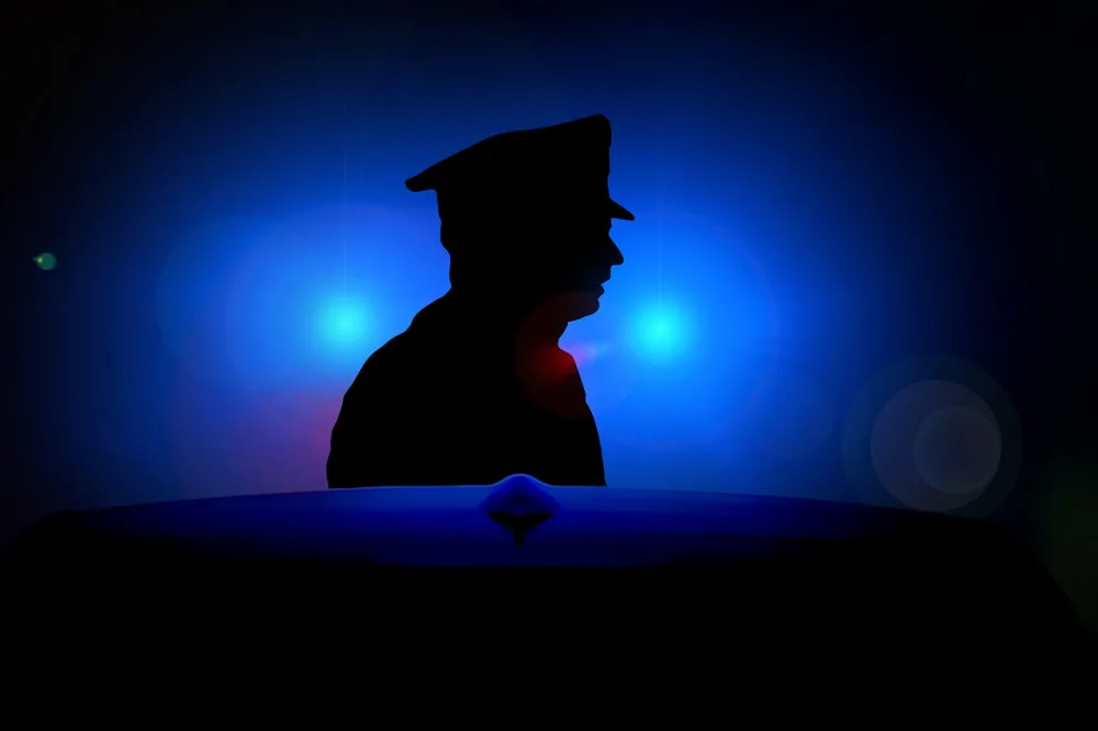 Policisté dopadli šest lidí, kteří na Přerovsku prodávali drogy