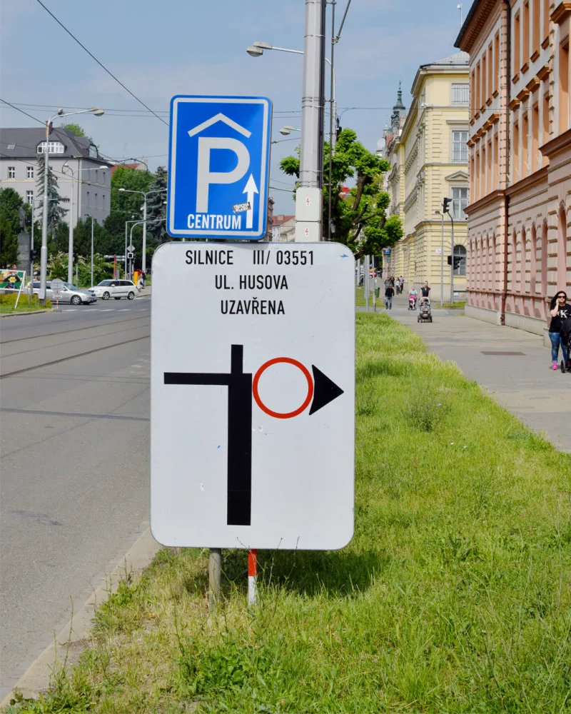 OBRAZEM: Od pondělí je uzavřen most u Bristolu, řidiči se musí potýkat s velkými změnami v ulicích