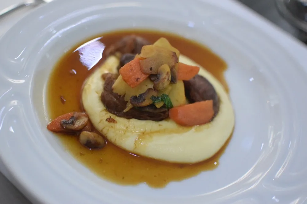 Zdeněk Pohlreich pokřtil v Olomouci svoji "restauraci na kolečkách", představí ji lidem na Garden Food Festivalu