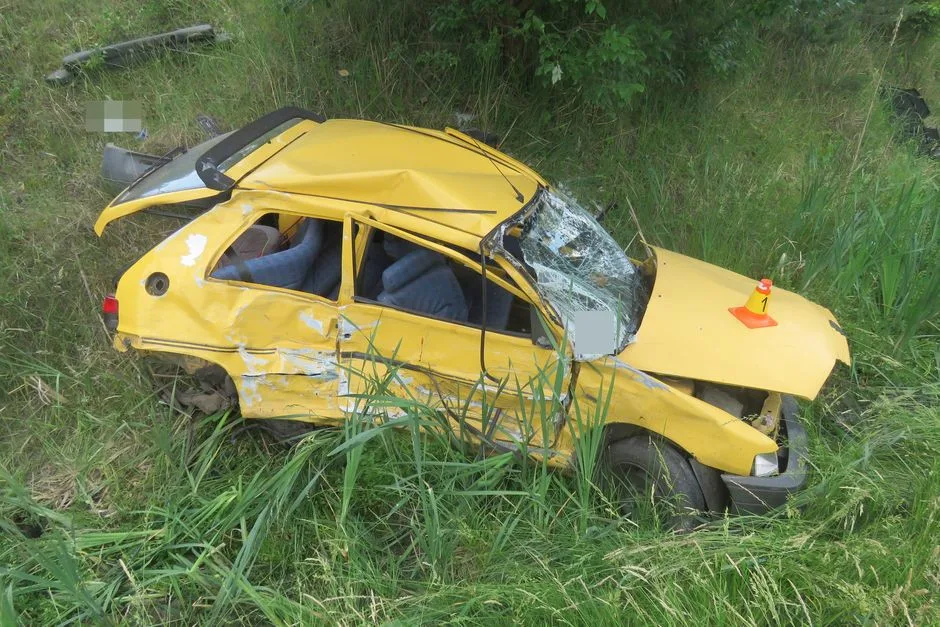 Řidička vjela do cesty náklaďáku na hlavní silnici, při nehodě se těžce zranila