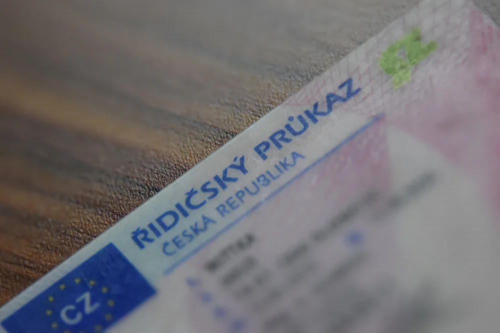 Od července nás čekají změny ve vydávání řidičáků. Už můžete na libovolný úřad a bez fotky