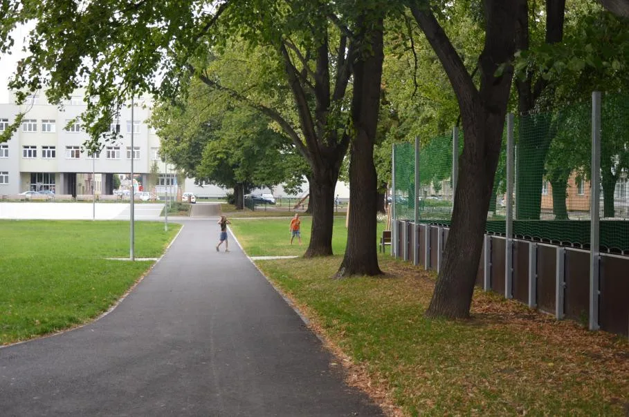 FOTO: Město Prostějov nechalo opravit náměstí Spojenců, investovalo 26 milionů korun