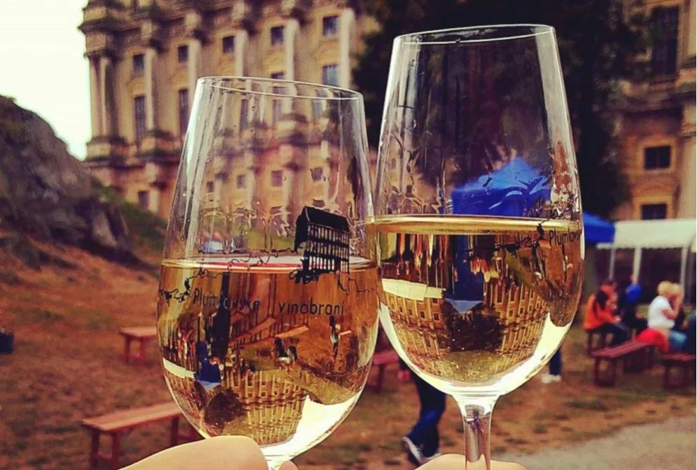 Plumlovské Vinobraní nabídne kromě koštu vína i koncerty Jaroslava Uhlíře nebo Arrhythmie