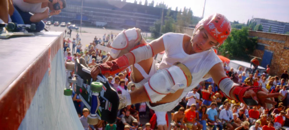 Divoká jízda za svobodou uprostřed komunismu. Kino Metropol uvede film King Skate