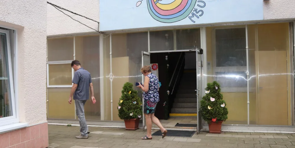 Děti se mohou vrátit do školky, ze které byly vystěhovány kvůli prasklinám ve zdech
